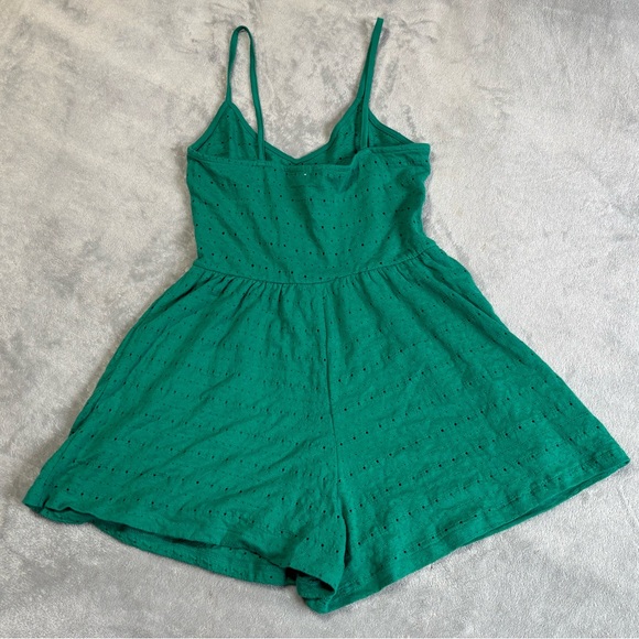 H&M Green Eyelet Romper - Picture 5 of 5